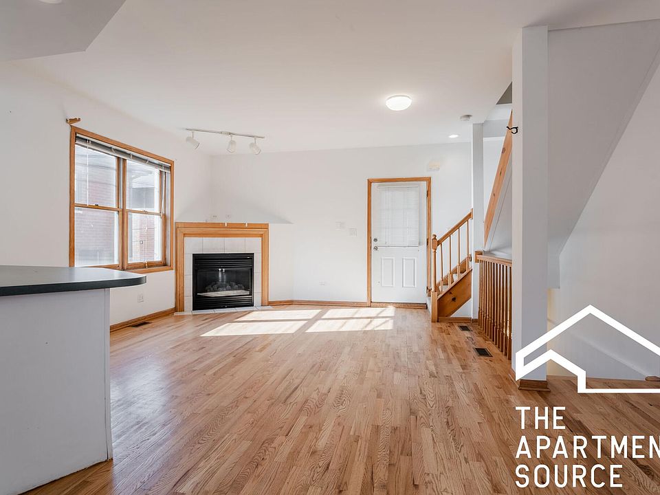 1st image of 1343 N Leavitt St #1R
