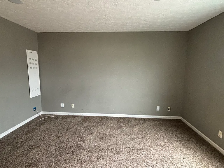 4631 Elijah St — Photo 14