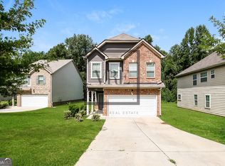 133 Avonwood Cir, Locust Grove, GA 30248