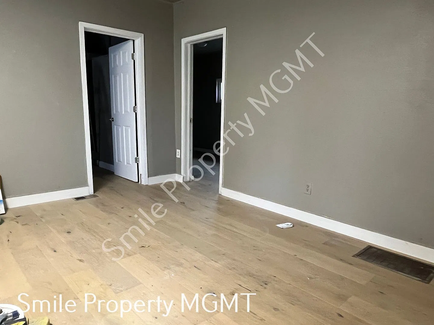 A nice house with 2-bedroom & 1-bonusroom and 1.5 baths. — Photo 3