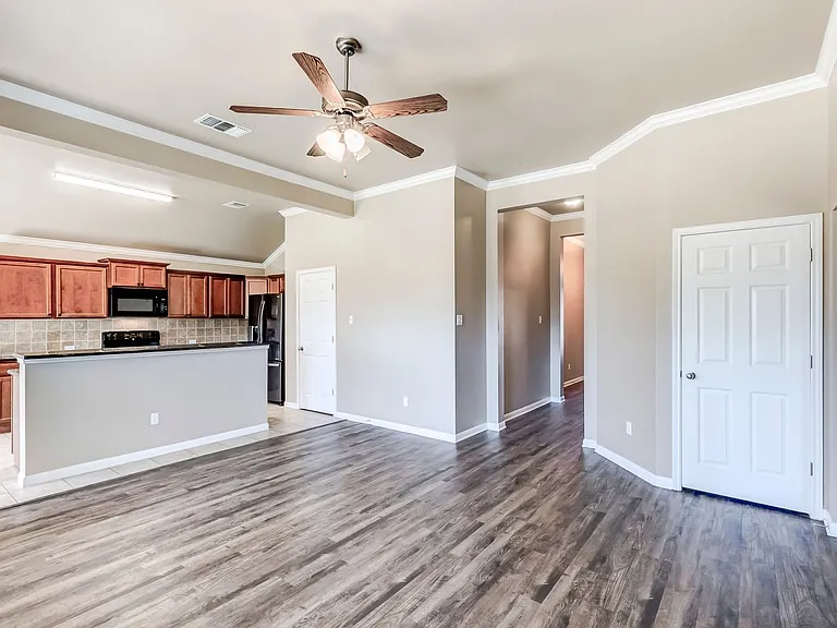 7431 Amber Meadow Loop — Photo 9
