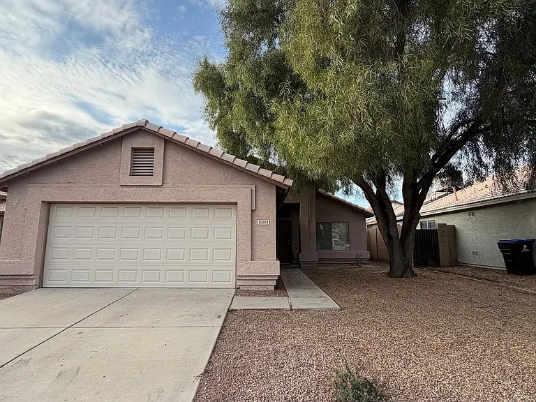 11344 W Barbara Ave — Photo 1