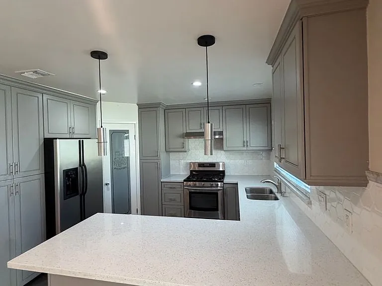 927 Redlen Ave — Photo 27