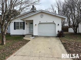 3136 Lakeshire Dr, Springfield, IL 62707