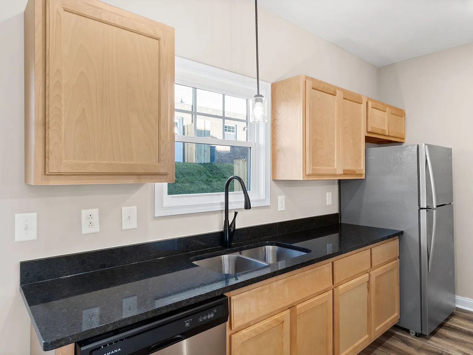 Clearsky Townhomes — Photo 4