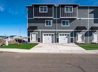 7886 28th St, White City, OR 97503