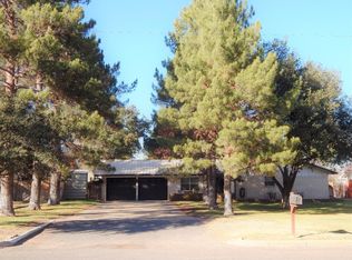 505 E Hendryx Ave, Alpine, TX 79830