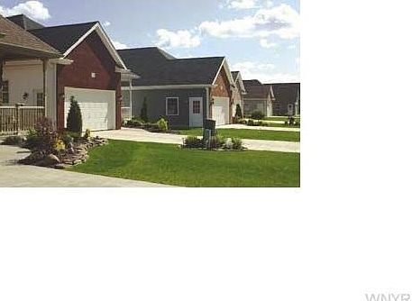 2nd image of 215 Bering Ave