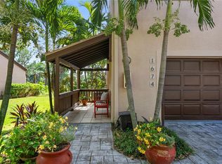 1674 Pelican Creek Xing, Saint Petersburg, FL 33707