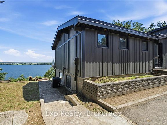 5th image of 23 Sidney Shore Ln