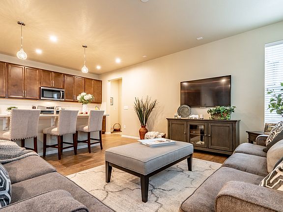 5th image of 15912 E Otero Cir