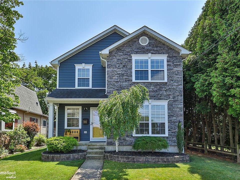 1st image of 320 E High St