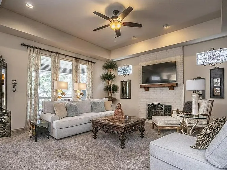 716 Fox Bend Trl — Photo 14