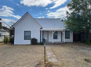 333 Race St, Baird, TX 79504