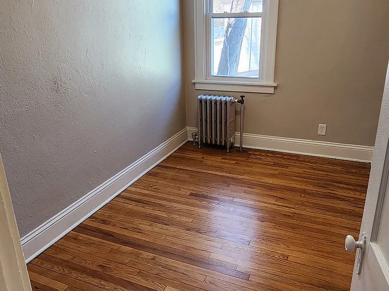 620 N Pearl St #4 — Photo 8