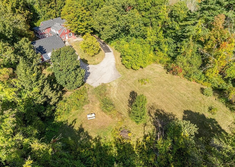1st image of 16 Summit Ave