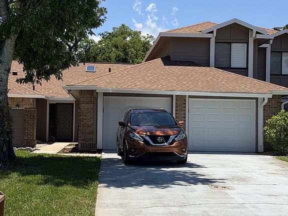 4th image of 520 Brown Pelican Dr