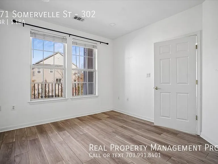 171 Somervelle St #302 — Photo 21