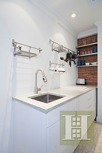 3rd image of 34 Bethune St APT 2R