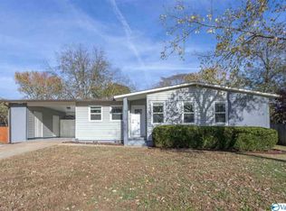 2502 Vinyard St NE, Huntsville, AL 35811