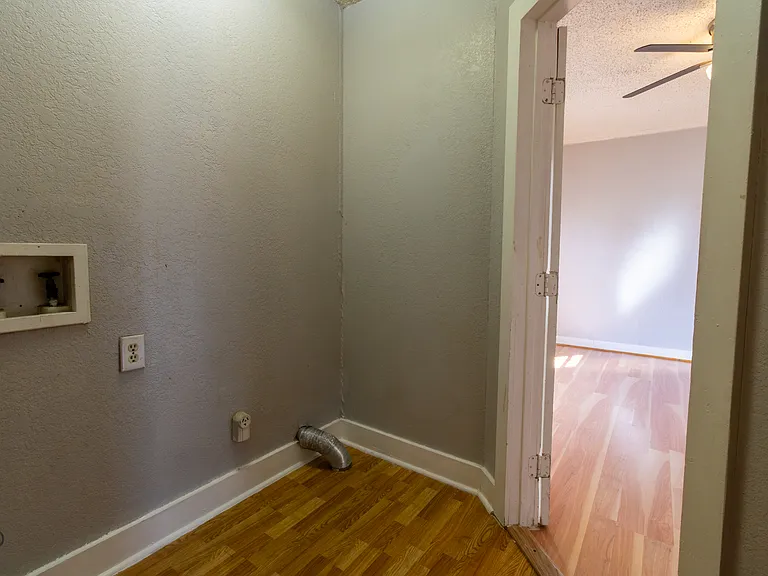 4709 Coronado Ave #4 — Photo 14