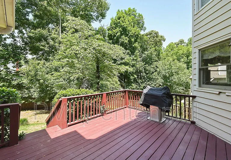 120 Creekside Park Dr — Photo 34