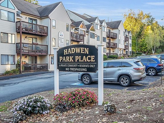 2nd image of 10 Hulbert Rd APT 10