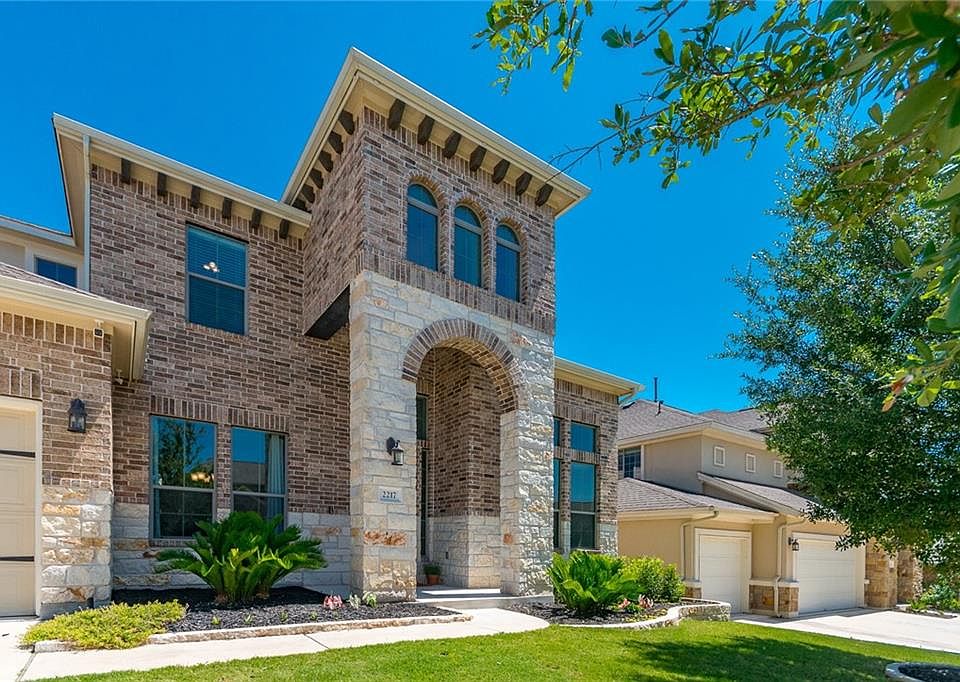 1st image of 2217 Lookout Knoll Dr
