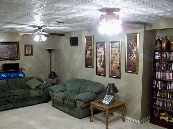 3rd image of 108 Stoneybrook Dr