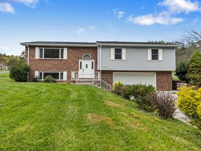 1307 Downwood Manor Dr, Morgantown, WV, 26508