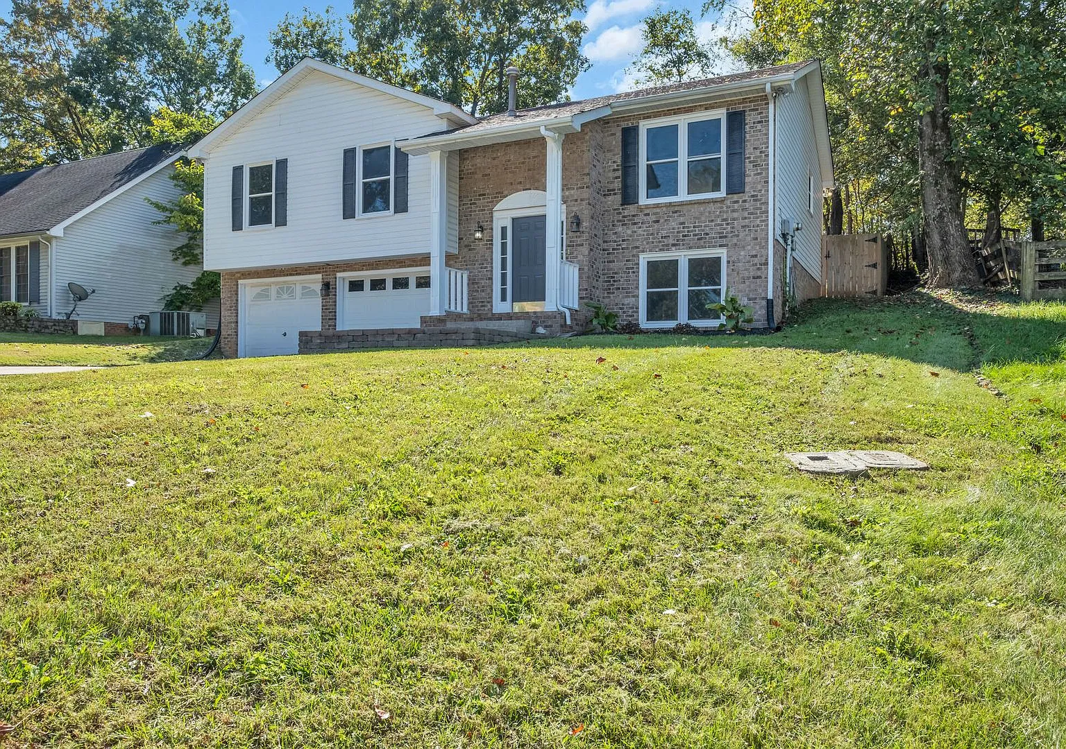 Coming Soon Large Renovated Home in Great Location! — Photo 3