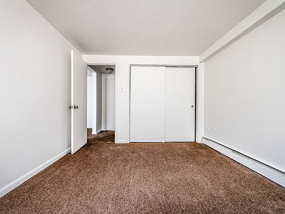 4th image of 410 E 107th St #4836