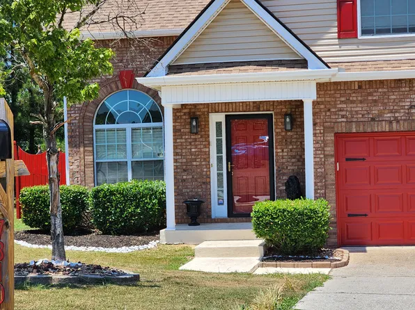 7810 Bell Tower Ln, Fairburn, GA 30213