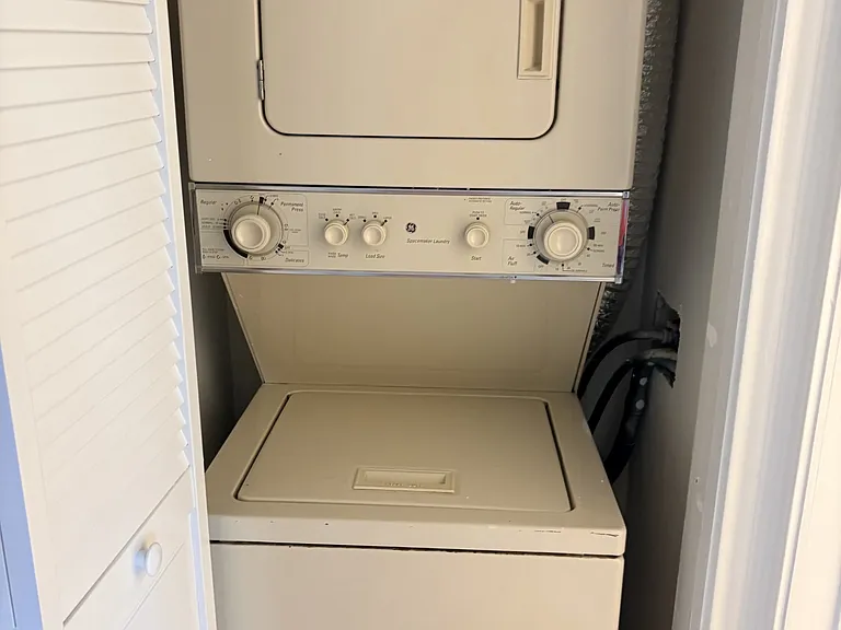 In unit washer/dryer