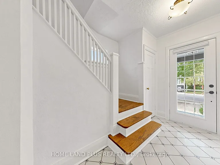 295 Saint Germain Ave — Photo 36