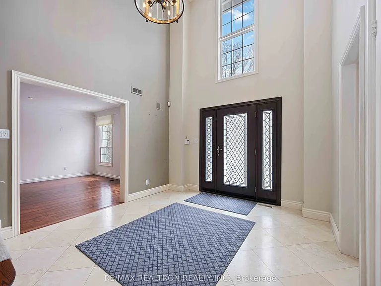 12 Donwoods Dr — Photo 5