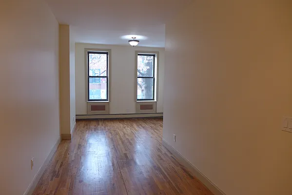 Rented by Garfield Realty  | media 19