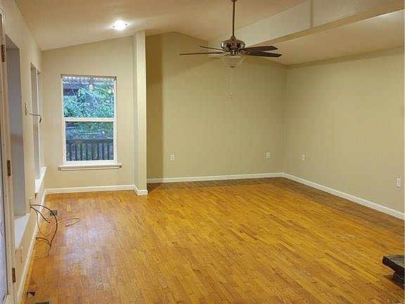 4th image of 36 N Hartman Ave