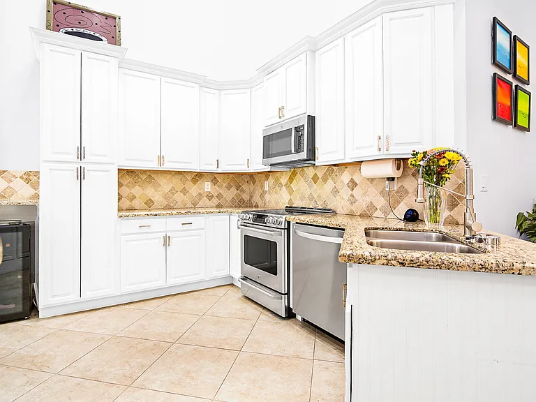 2102 Mahogany Pl — Photo 14
