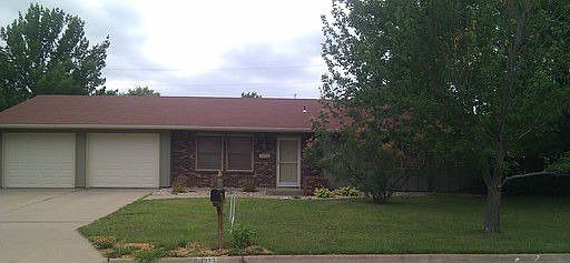 2nd image of 3403 Woods Dr