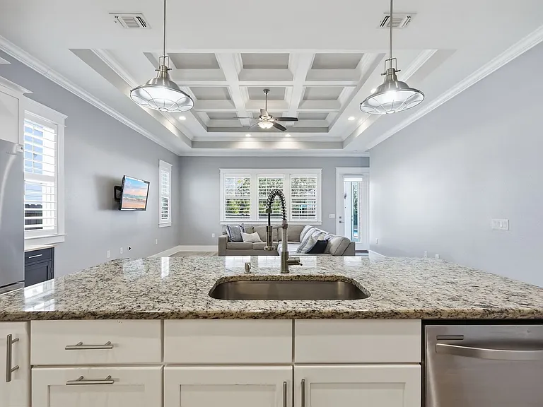 131 Magnolia Ave — Photo 12