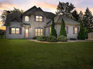 5495 W Edgerton Ave, Greenfield, WI 53220