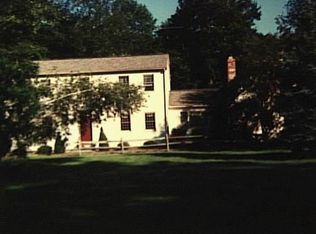 7 Holly Ln, Monroe, CT 06468