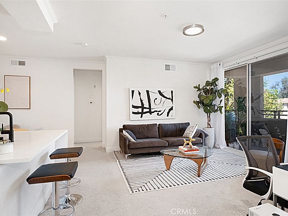3rd image of 22681 Oakgrove Unit 635