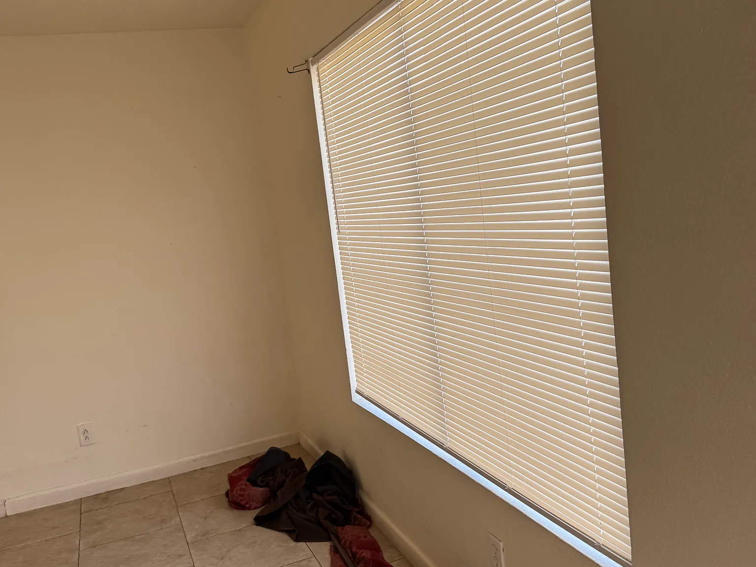 2 bed, 1.5 bath, 980 sqft, $1,350 — Photo 4