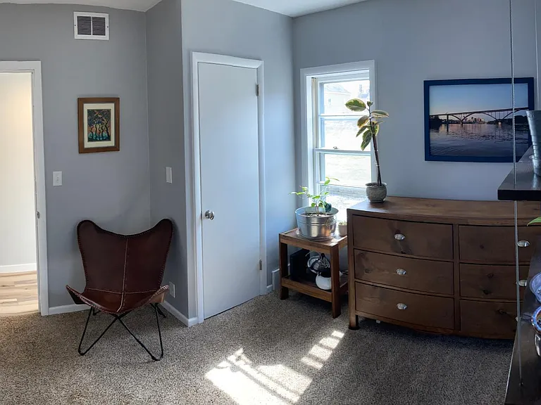 190 Arion St E — Photo 17