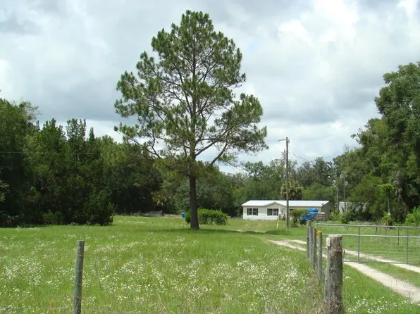 1001 NE 82nd Ave, Old Town, FL 32680