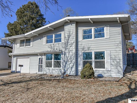 3rd image of 8072 Grand Ave
