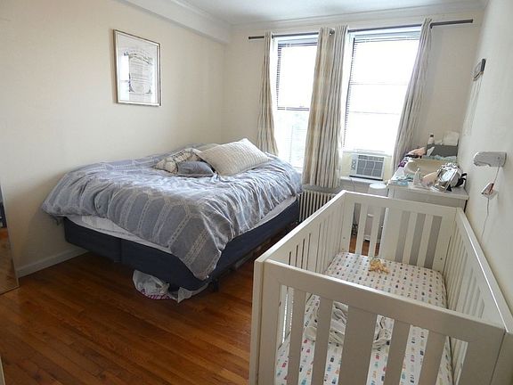 5th image of 24-09 28th St #2A
