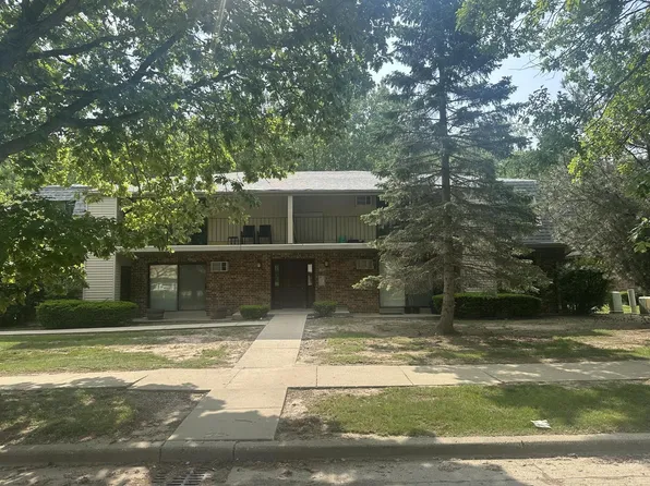 7952 North 94th STREET #F, Milwaukee, WI 53224
